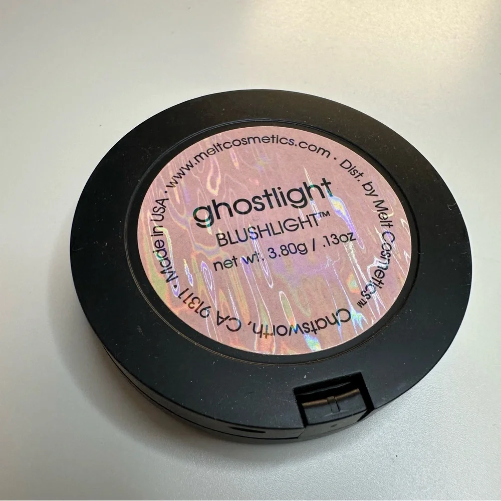 New Melt Cosmetics Ghostlight Highlighter Glow Powder Duochrome - Picture 6 of 7